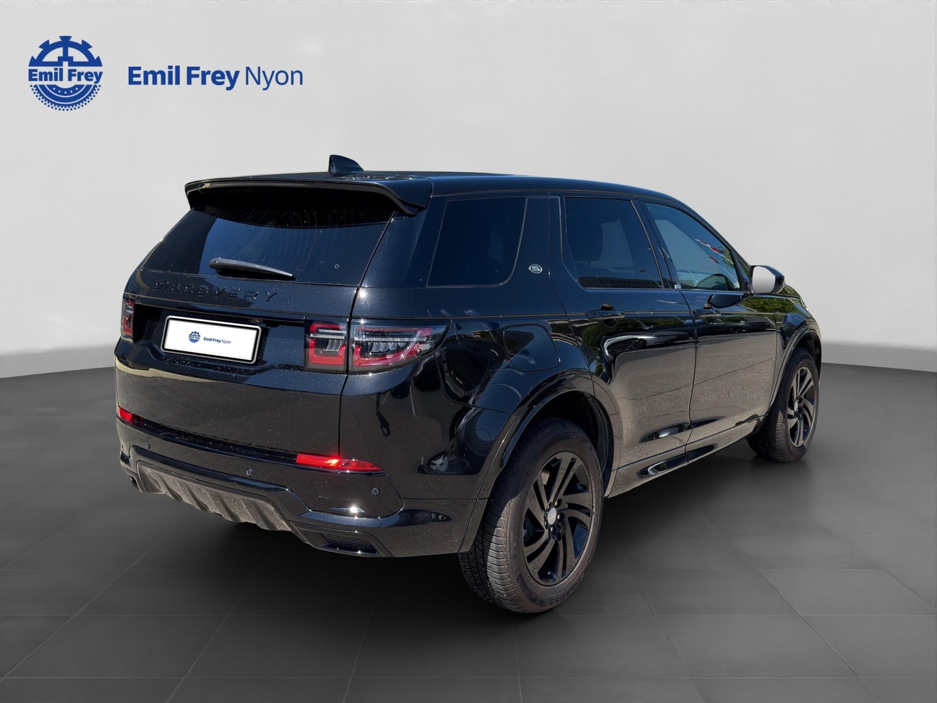 LAND ROVER Discovery Sport 1.5 T 300e R-Dynamic S-image-6