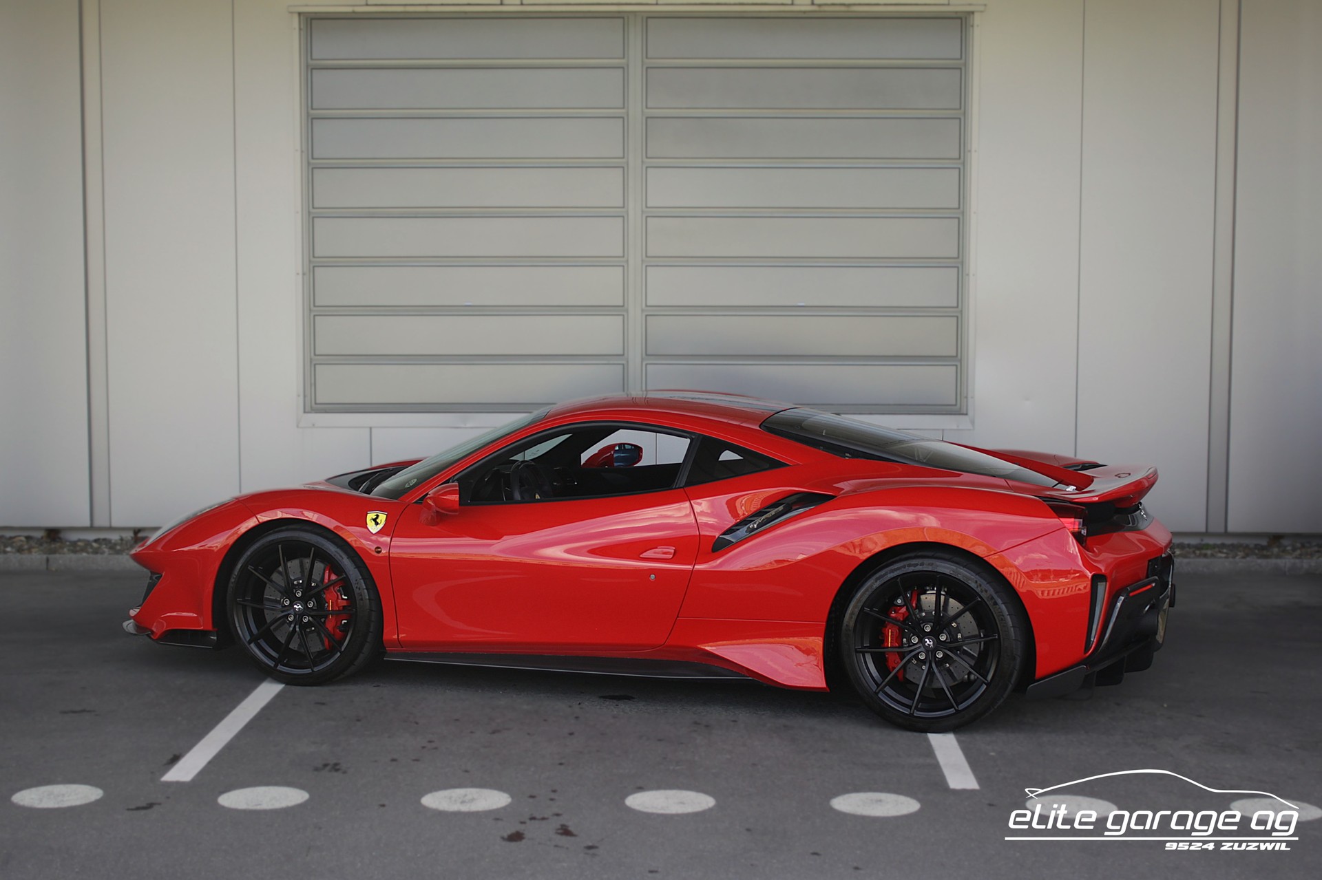 FERRARI 488 Pista 3.9 V8 NOVITEC AUS 1. HAND-image-2