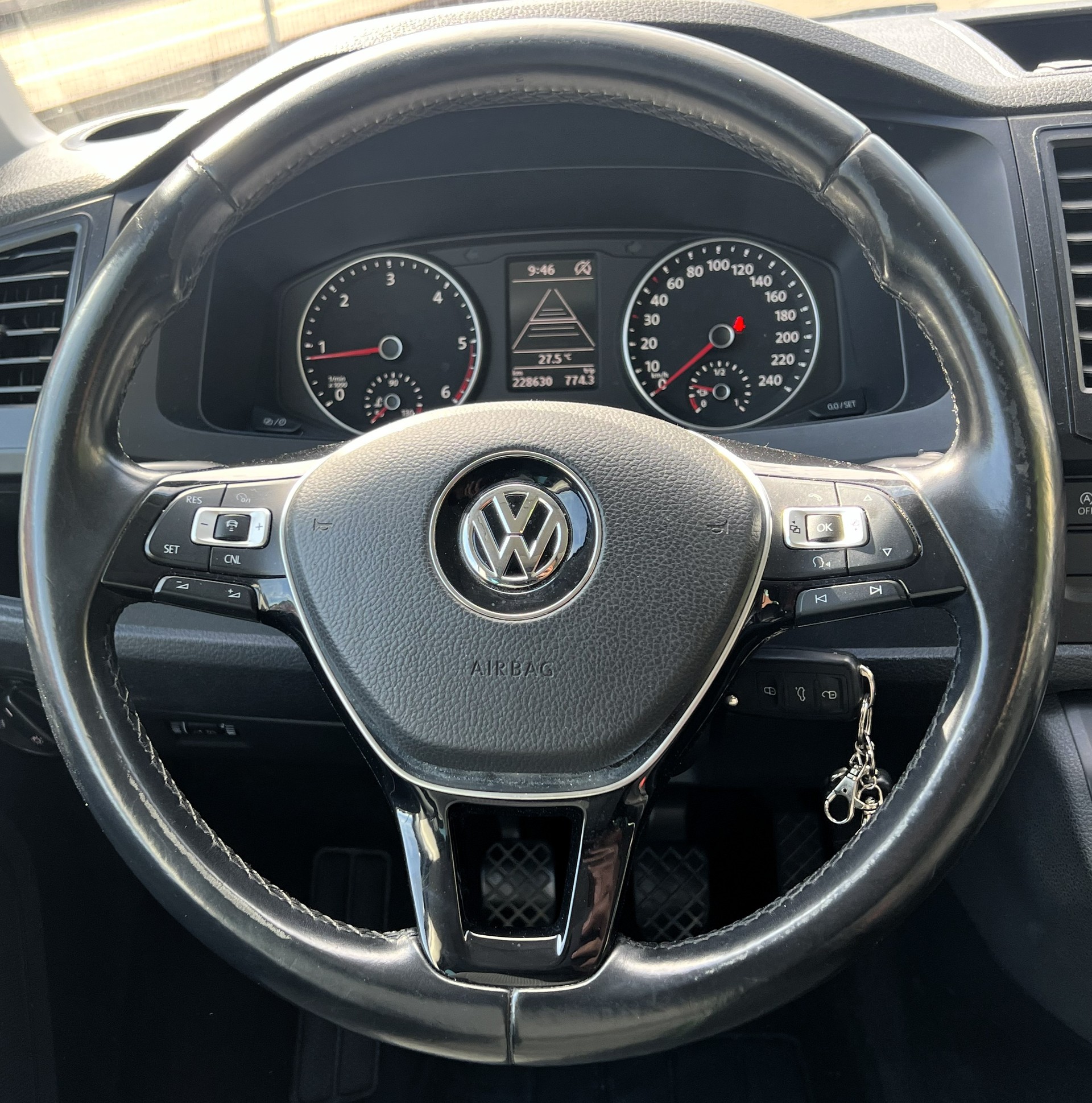 VW T6 Multivan 2.0 TDI Trendline-image-20