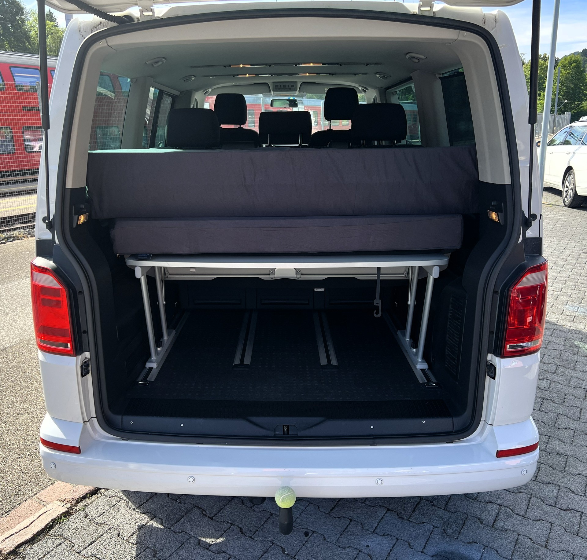 VW T6 Multivan 2.0 TDI Trendline-image-10