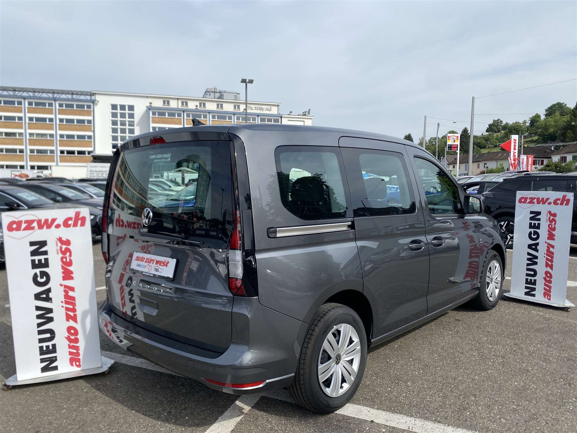 VW Caddy 2.0 TDi Origin DSG-Automat-image-12