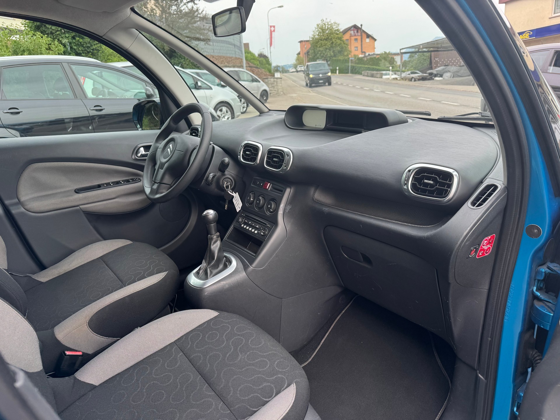 CITROEN C3 Picasso 1.6i 16V Chic (SX)-image-7