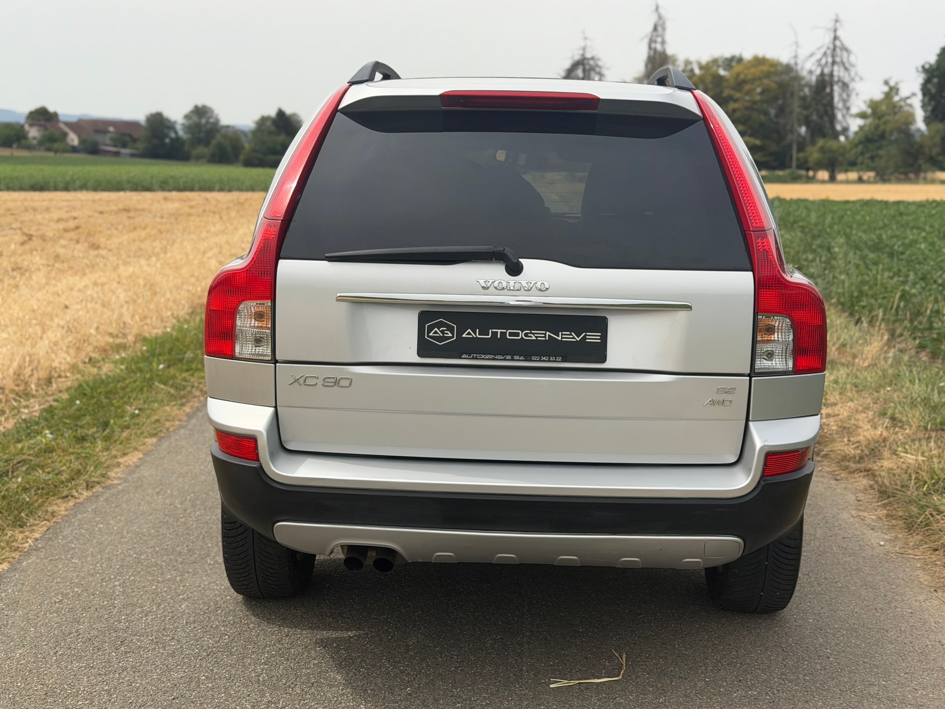 VOLVO XC90 3.2 AWD Executive Geartronic-image-6