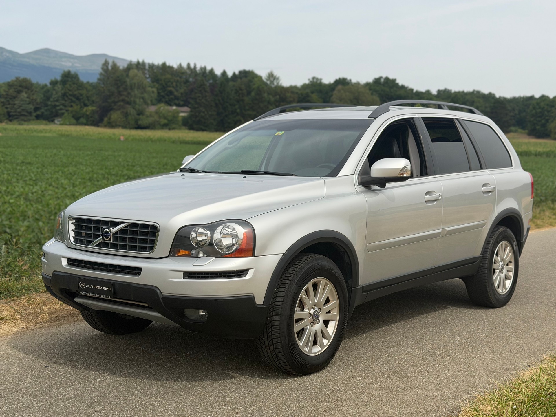 VOLVO XC90 3.2 AWD Executive Geartronic-image-2