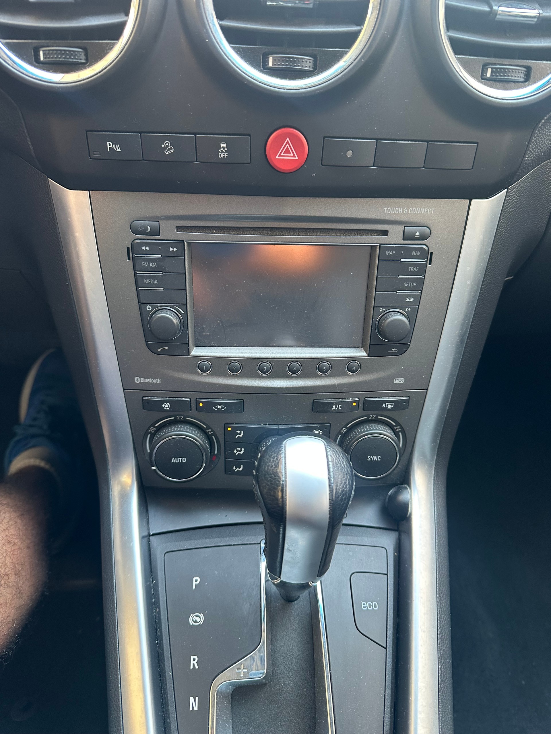 OPEL Antara 2.2 CDTi Enjoy 4WD Automatic-image-6
