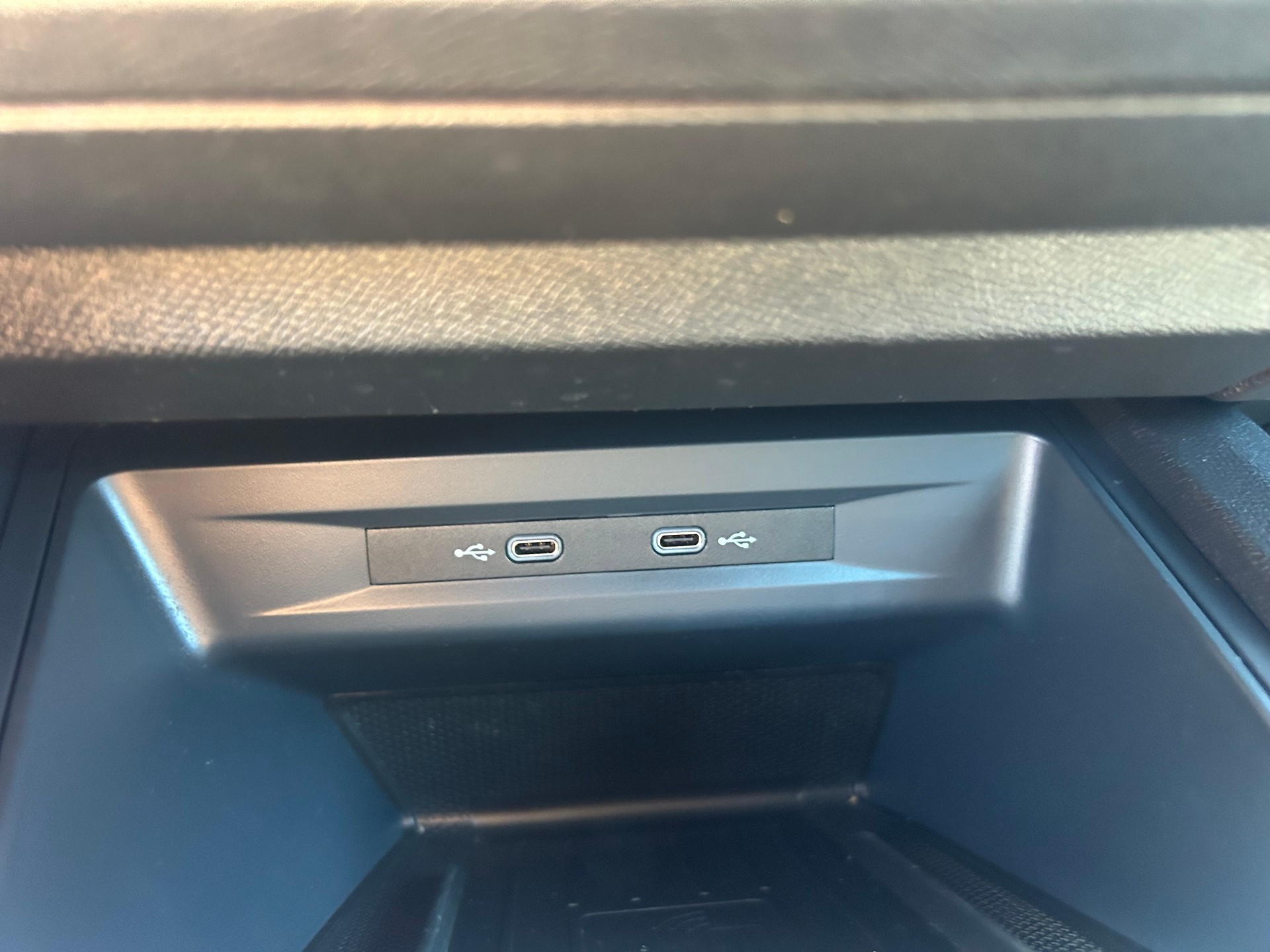 CUPRA Formentor 1.5 TSI DSG-image-19