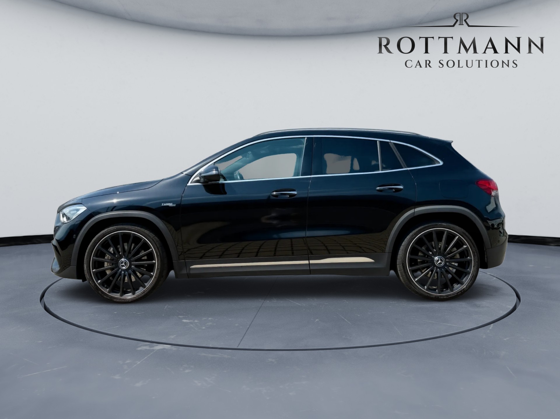 MERCEDES-BENZ GLA 35 AMG 4Matic 8G-Speedshift DCT