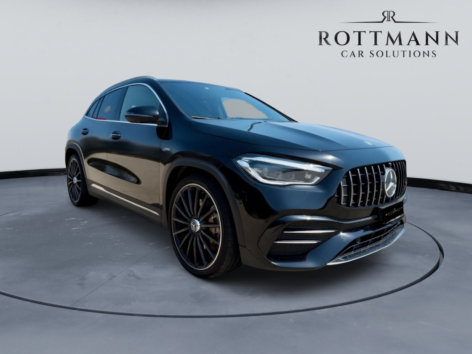 MERCEDES-BENZ GLA 35 AMG 4Matic 8G-Speedshift DCT-showroom-element-3
