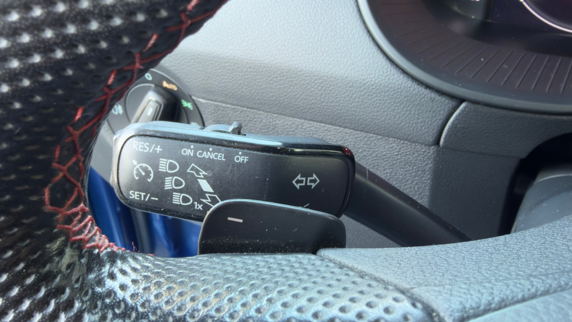 SKODA Octavia CO 2.0 TSI 245 RS DSG-image-7