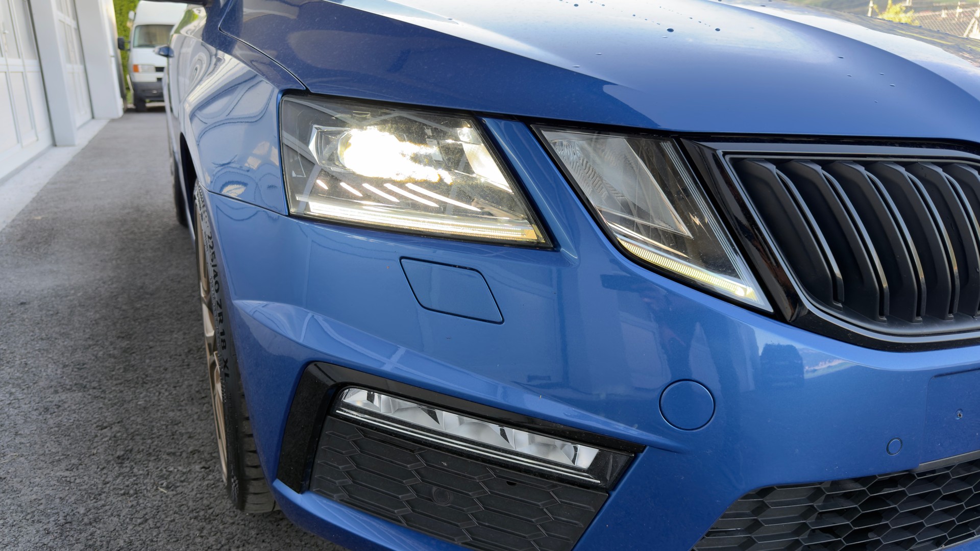 SKODA Octavia CO 2.0 TSI 245 RS DSG-image-3