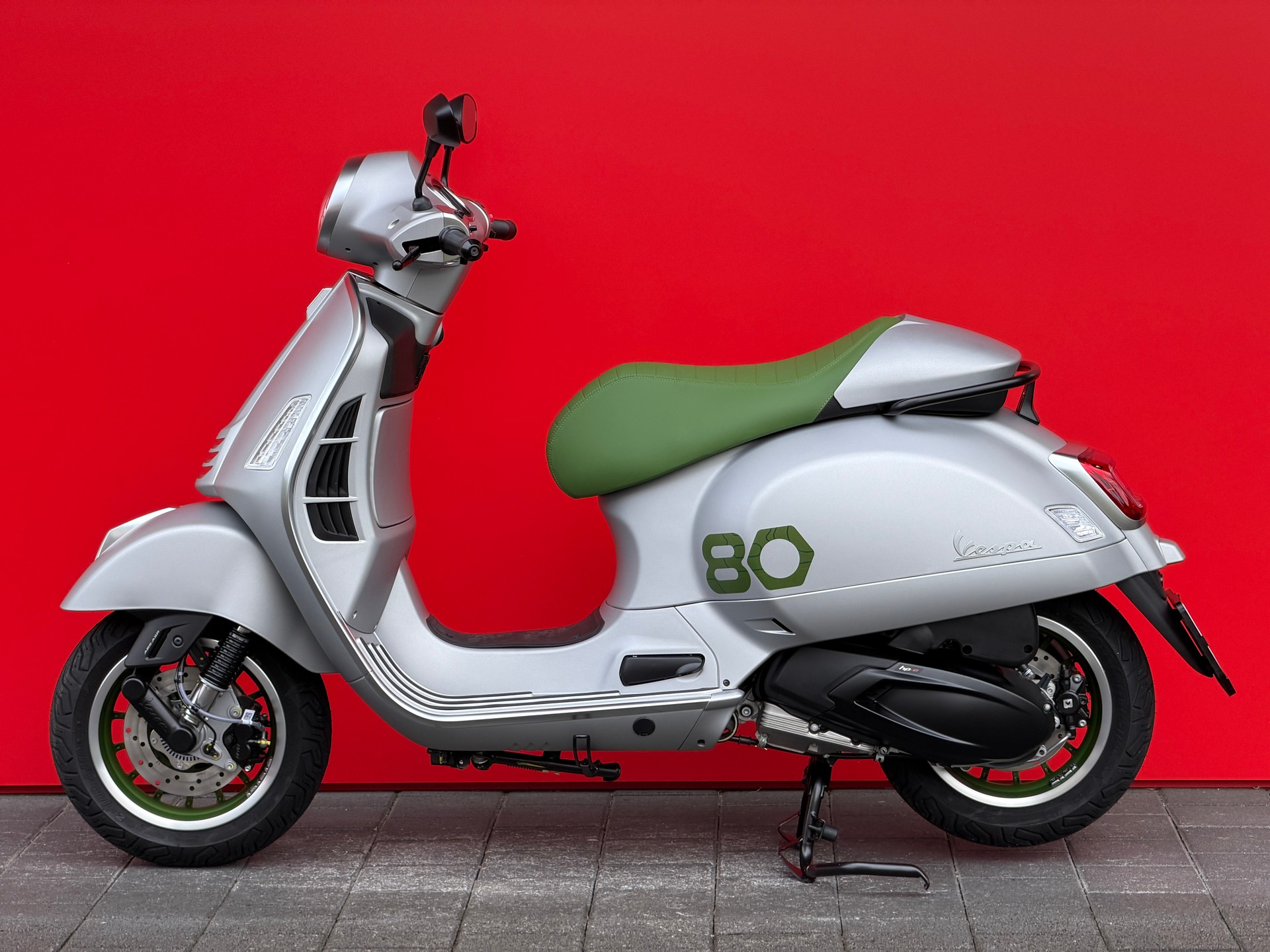 PIAGGIO Vespa GTS 310 80th Euro 5+-showroom-element-2