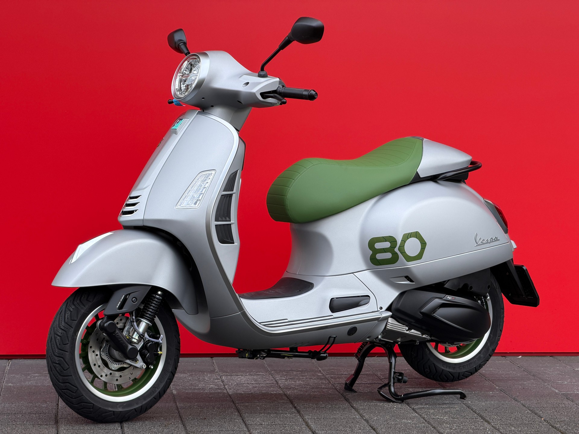 PIAGGIO Vespa GTS 310 80th Euro 5+-showroom-element-3