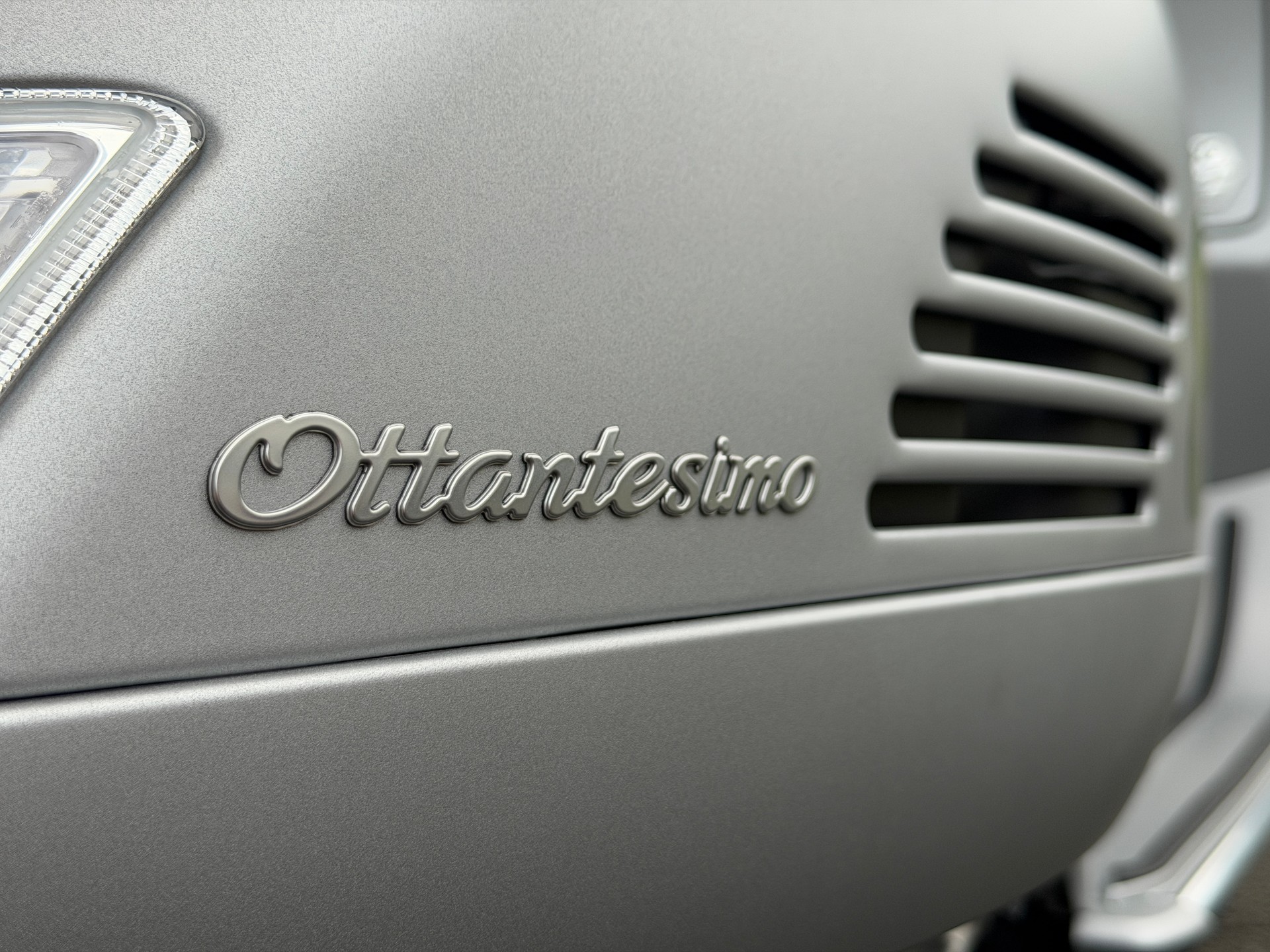 PIAGGIO Vespa GTS 310 80th Euro 5+-image-9