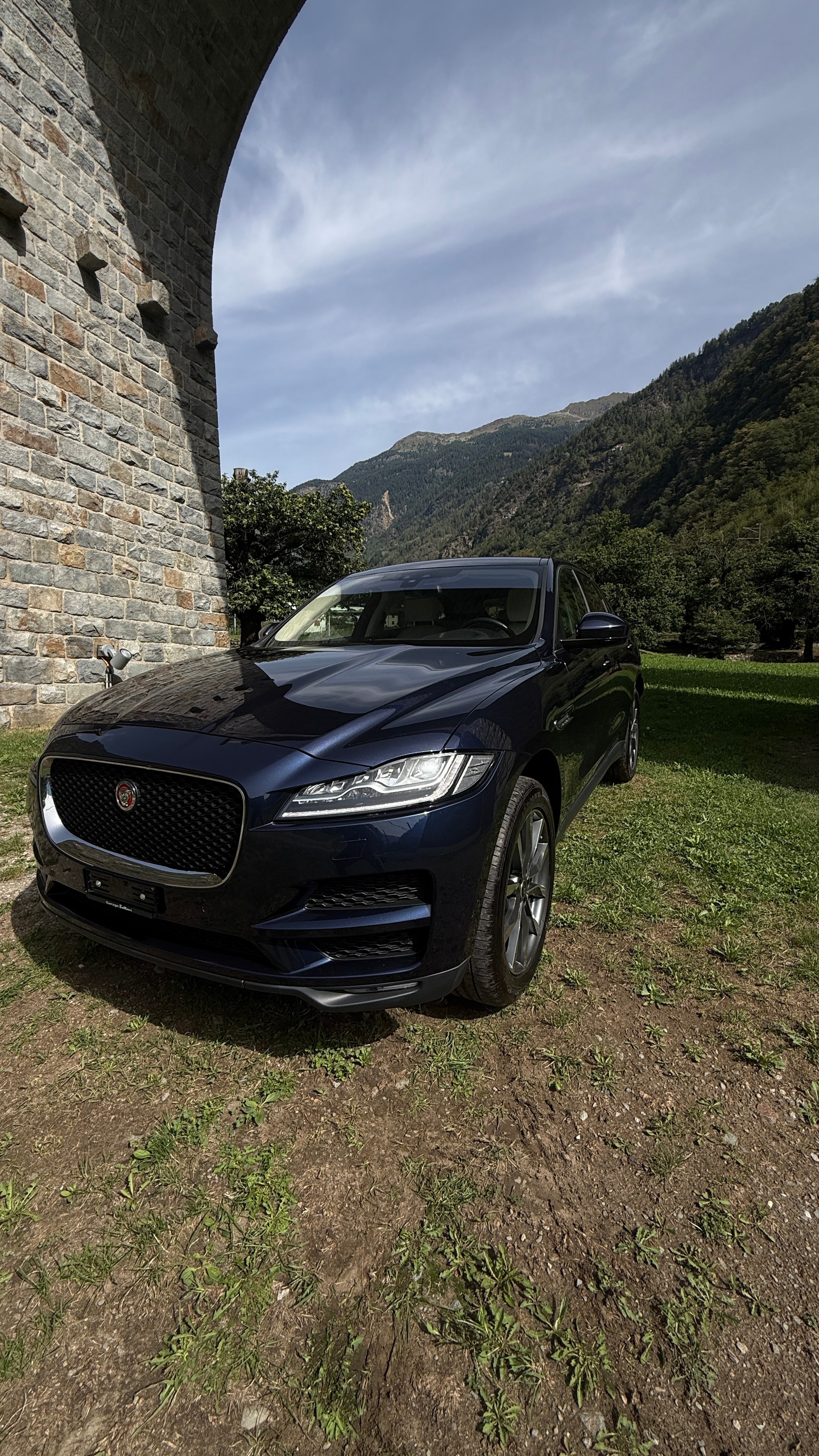 JAGUAR F-Pace 3.0 V6 Prestige AWD Automatik