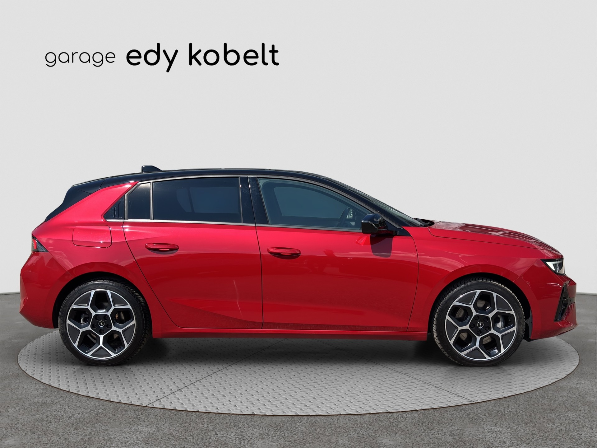 OPEL Astra 1.6 PHEV Turbo Swiss Plus A-image-19