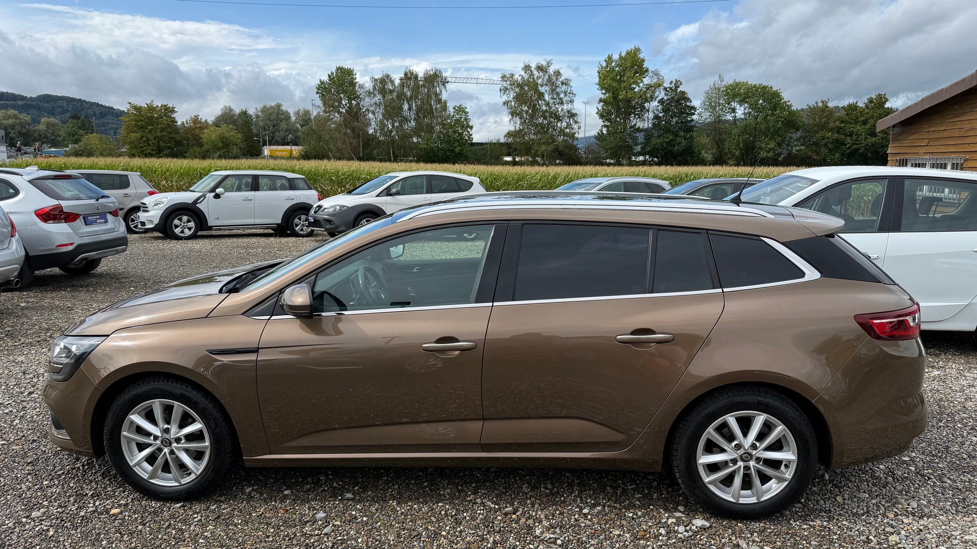 RENAULT Mégane Grandtour 1.2 16V Turbo Zen EDC-image-15
