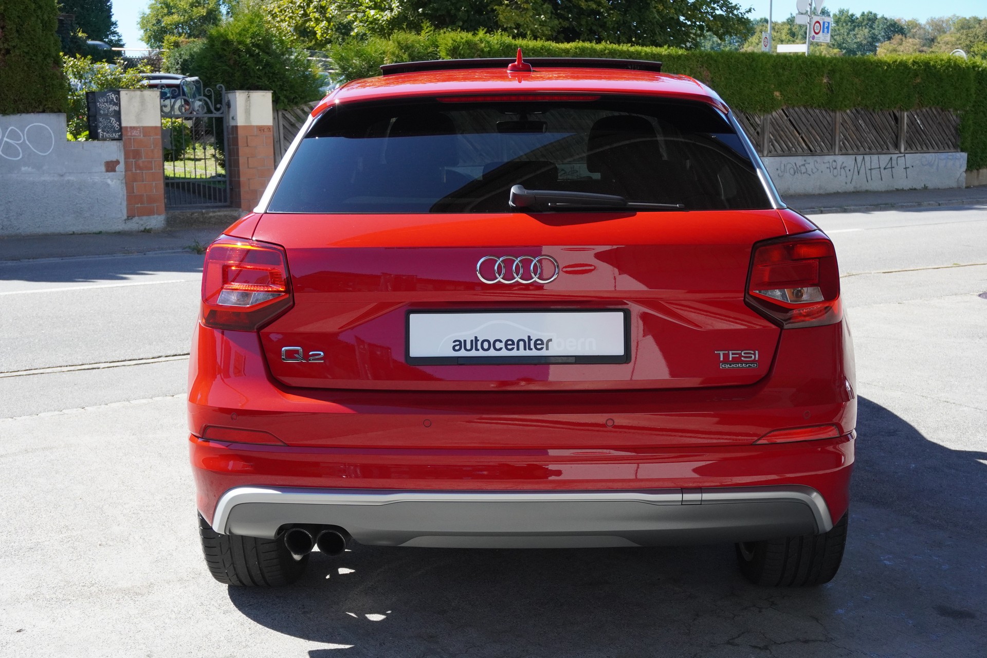 AUDI Q2 2.0 TFSI sport quattro S-tronic-image-4