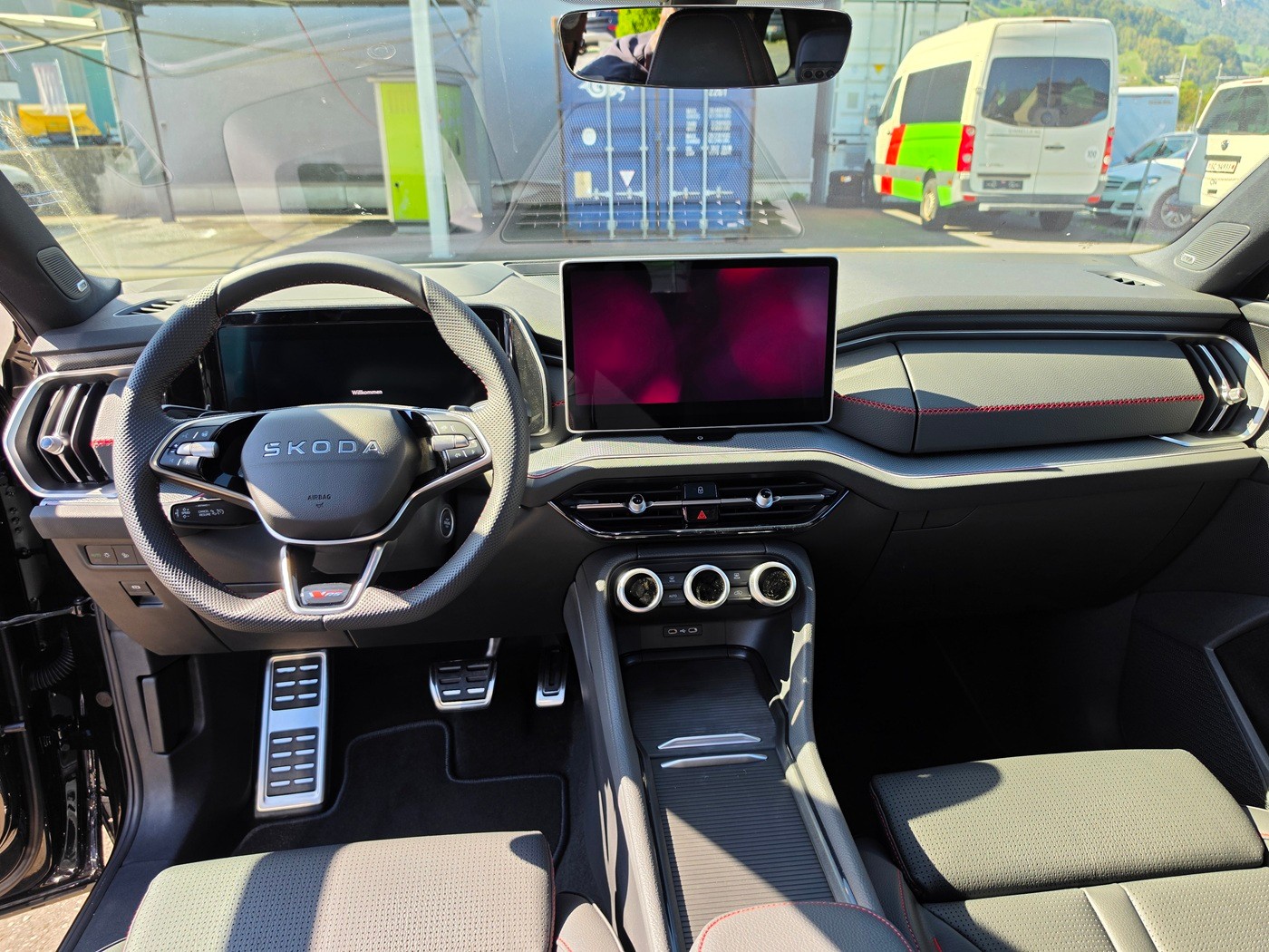 SKODA Kodiaq 2.0 TSI RS 4x4-image-9