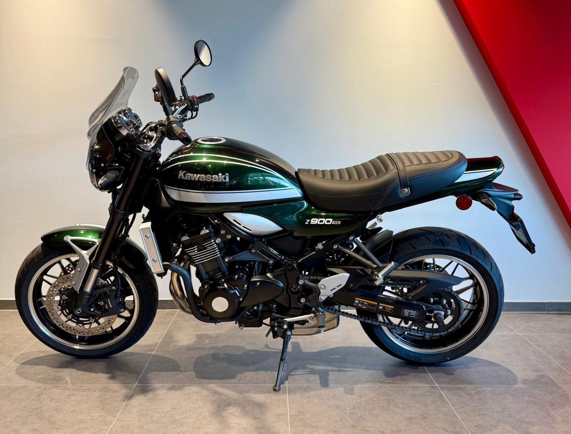KAWASAKI Z 900 RS-image-2