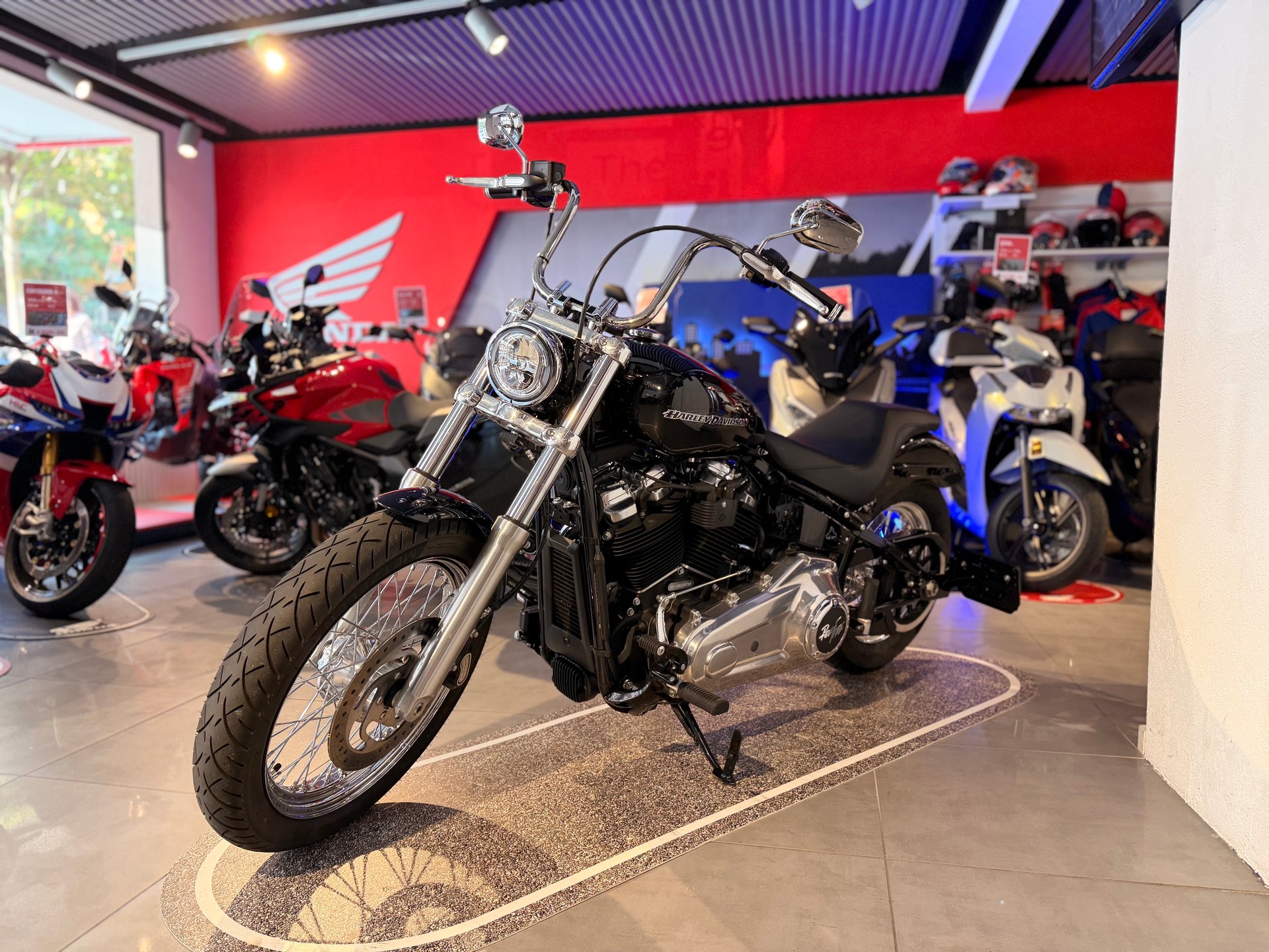 HARLEY-DAVIDSON FXST Softail Standard 107-image-0