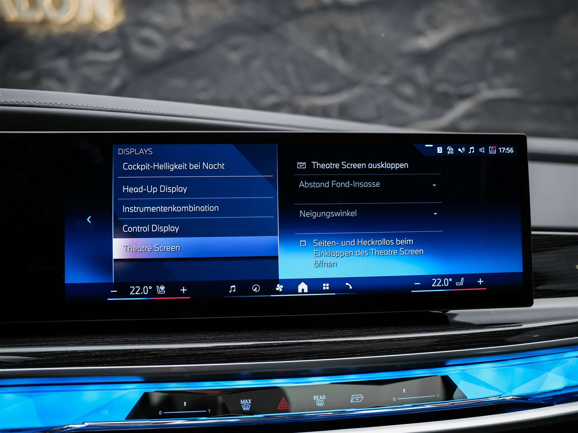 BMW 740d xDrive M Sport Steptronic *Werksgarantie*Standheizung*Panorama*Theater Screen*-image-41