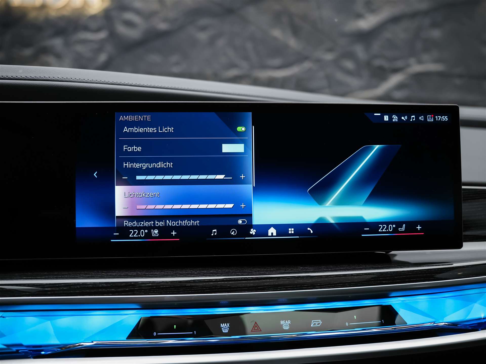 BMW 740d xDrive M Sport Steptronic *Werksgarantie*Standheizung*Panorama*Theater Screen*-image-37