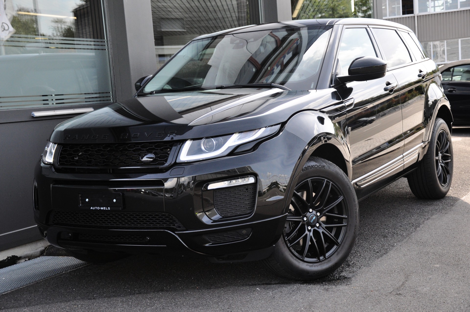 LAND ROVER Range Rover Evoque 2.0 Si4 SE Dynamic AT9-showroom-element-1