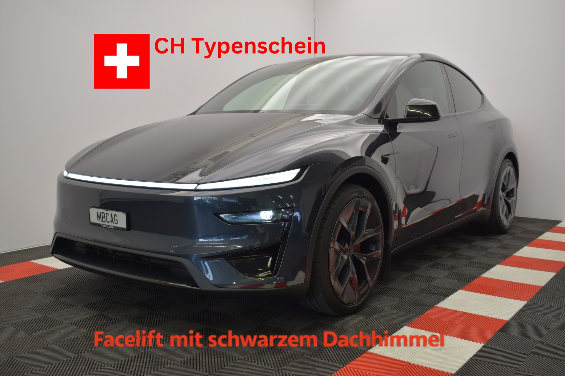 TESLA Model Y Performance AWD 626PS, AHK, CH Typenschein "stealth grey"