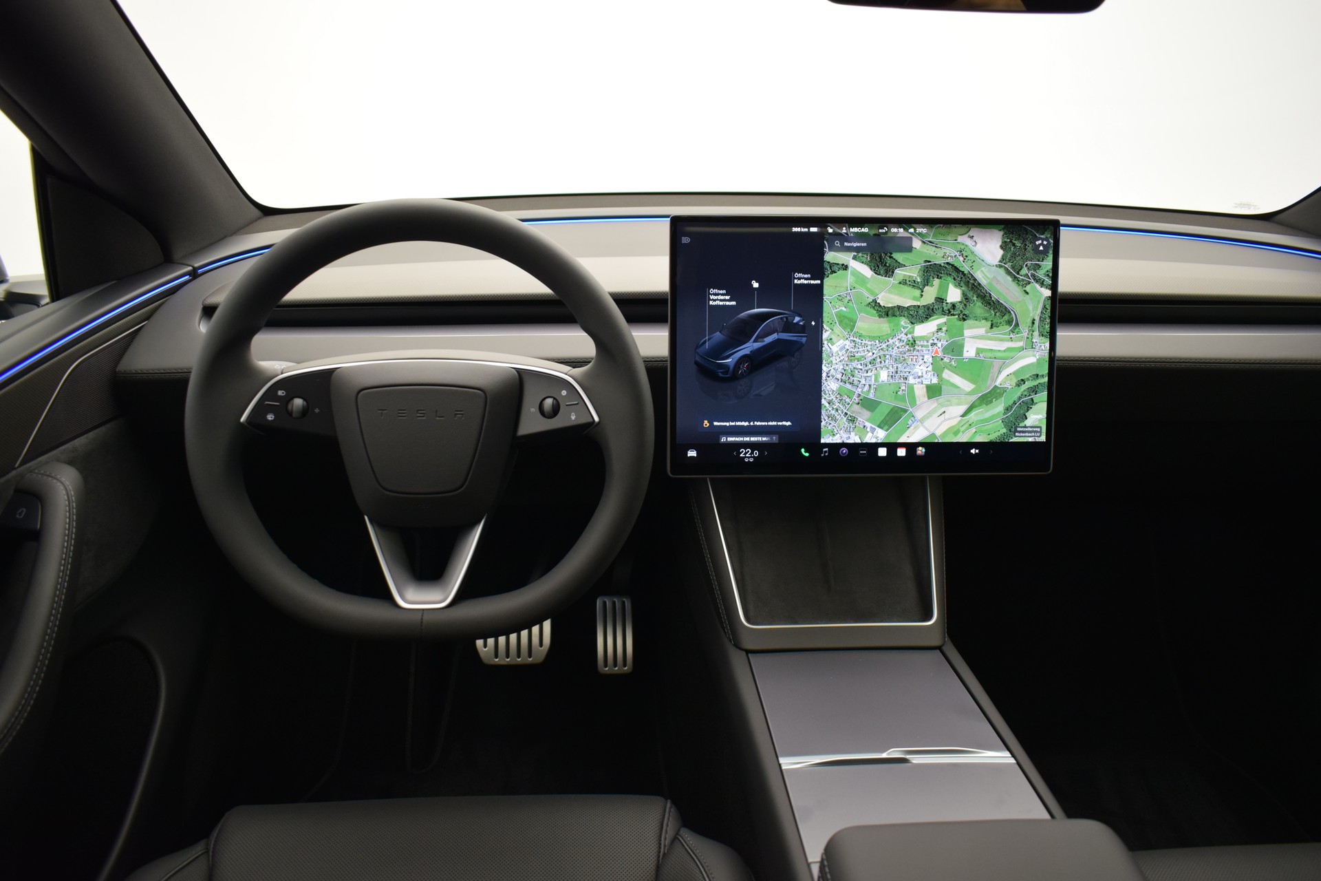 TESLA Model Y Performance AWD 626PS, AHK, CH Typenschein "stealth grey"-image-19