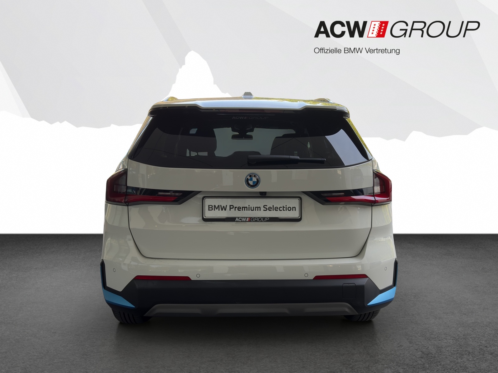BMW iX1 xDrive30-showroom-element-3