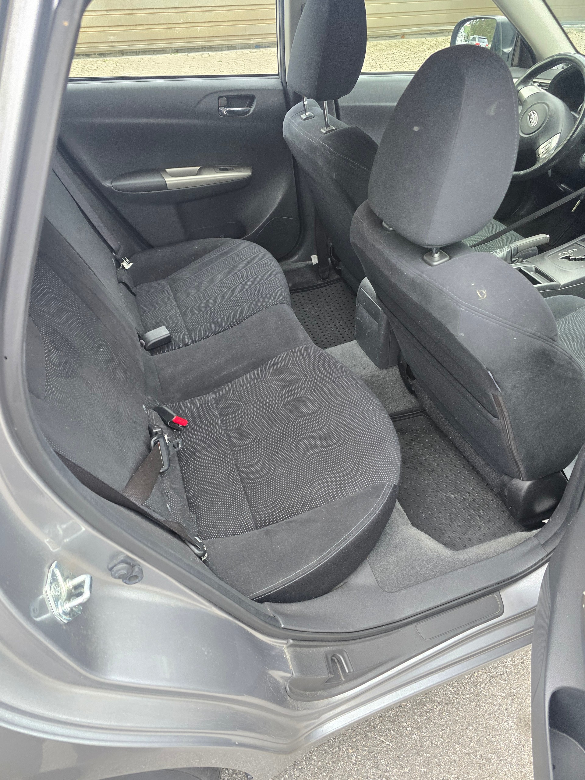 SUBARU Impreza 1.5R Swiss Automatic-image-11