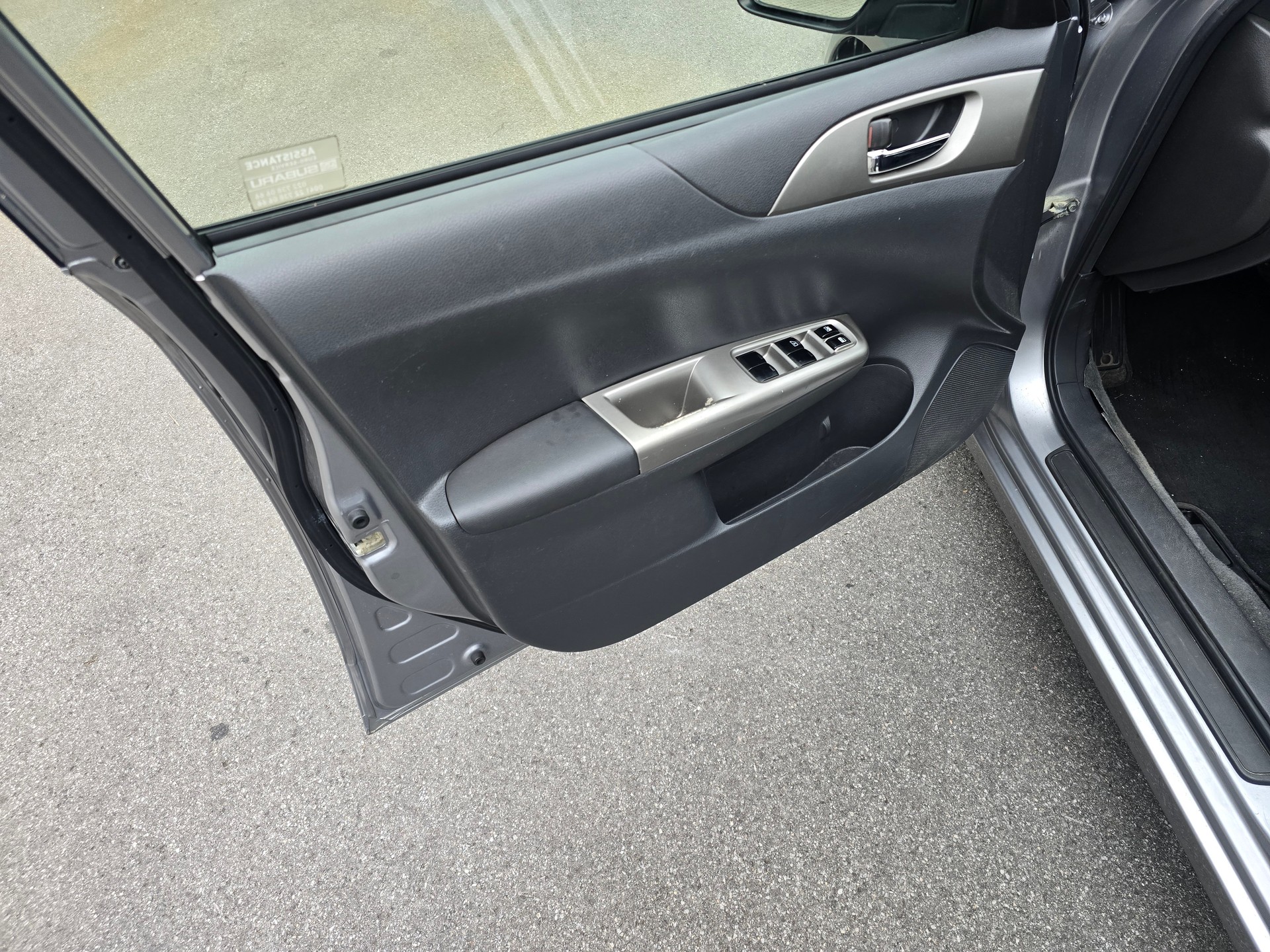 SUBARU Impreza 1.5R Swiss Automatic-image-10