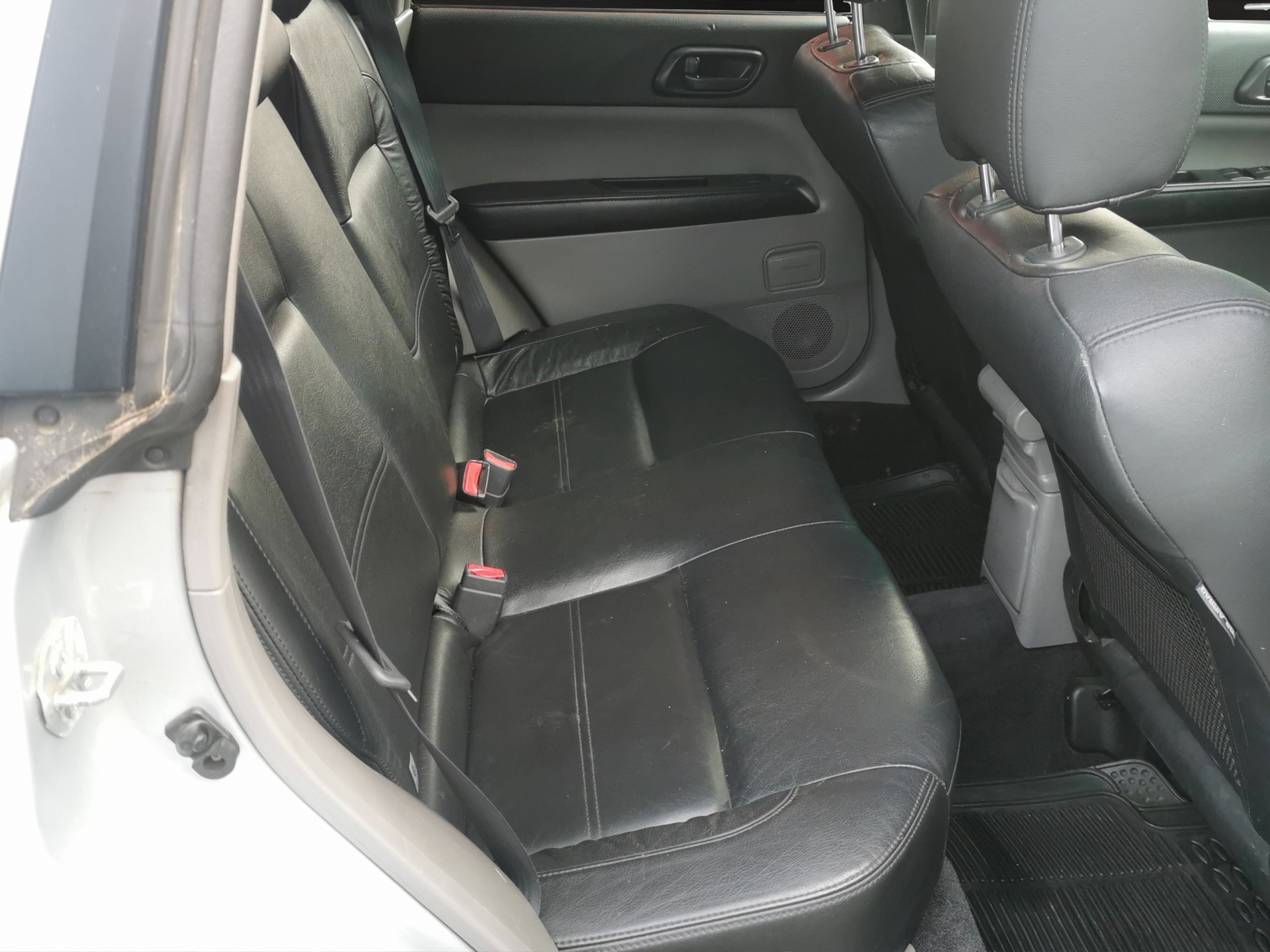 SUBARU Forester 2.0X (Swiss)-image-15