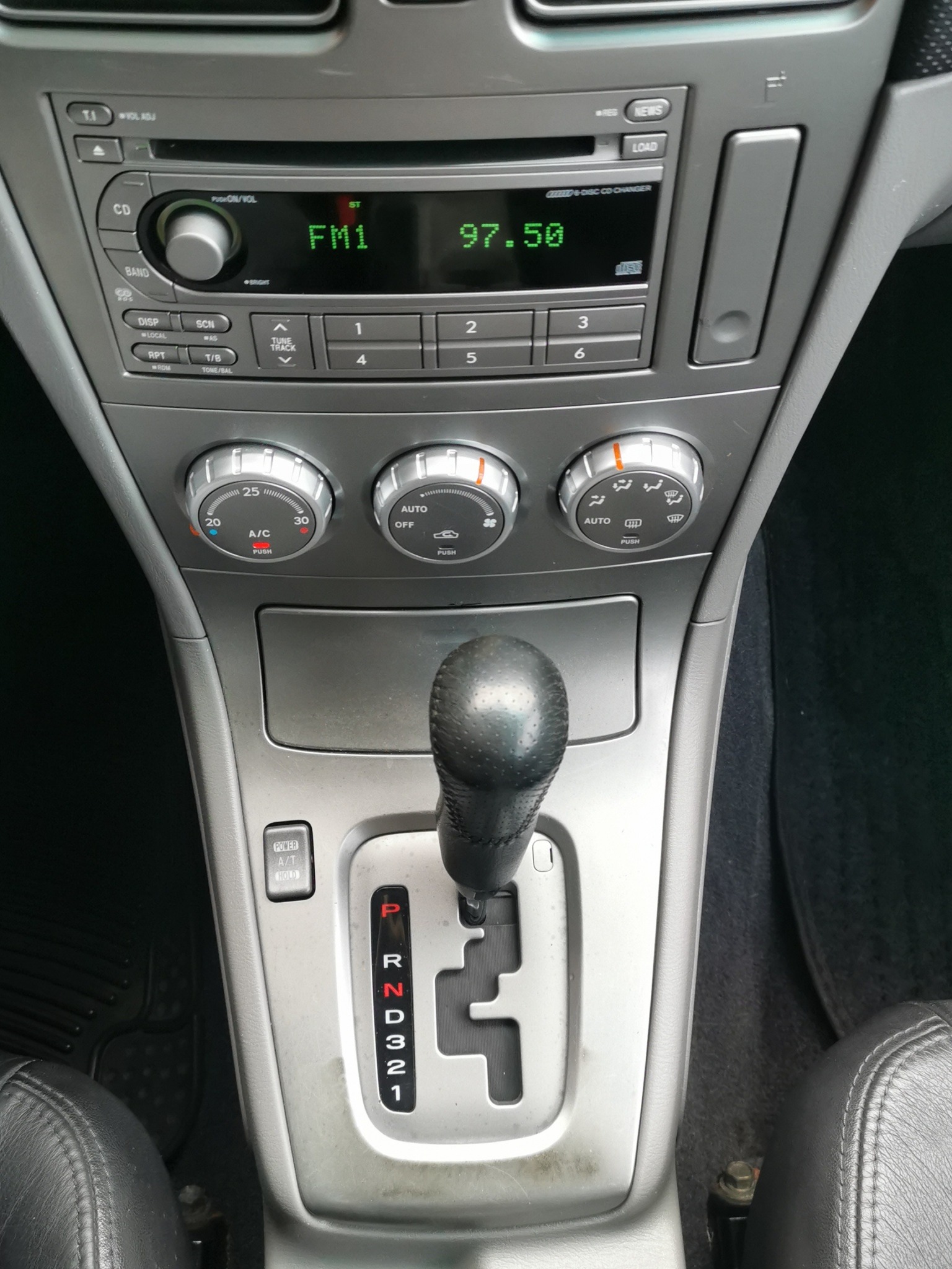 SUBARU Forester 2.0X (Swiss)-image-21