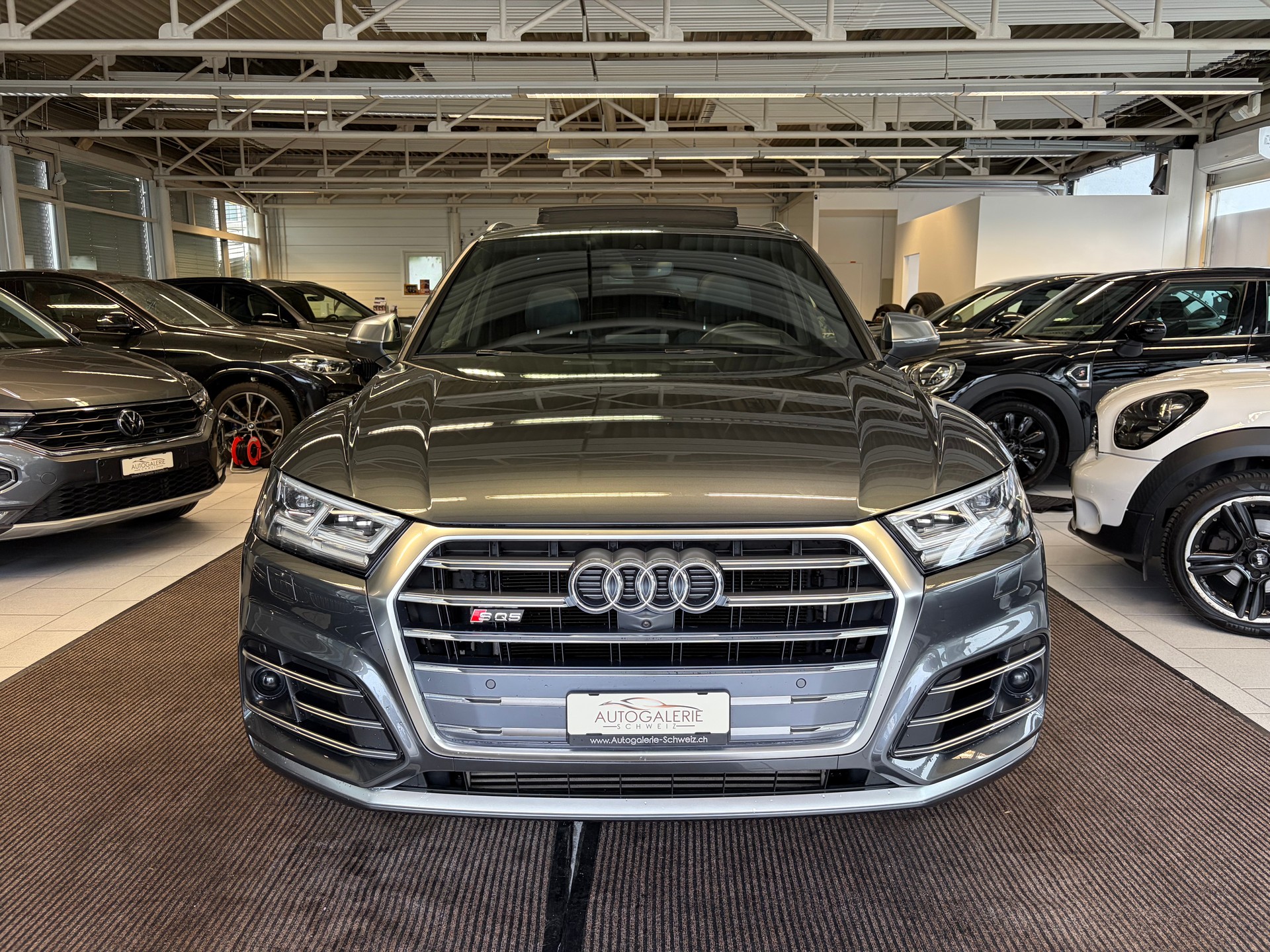 AUDI SQ5 3.0 TFSI quattro | CH | Panorama | Assis. Stadt+Park+Tour | Matrix LED | B&O | Luftfederung | S-Sportsitz Rautensteppung |-image-33