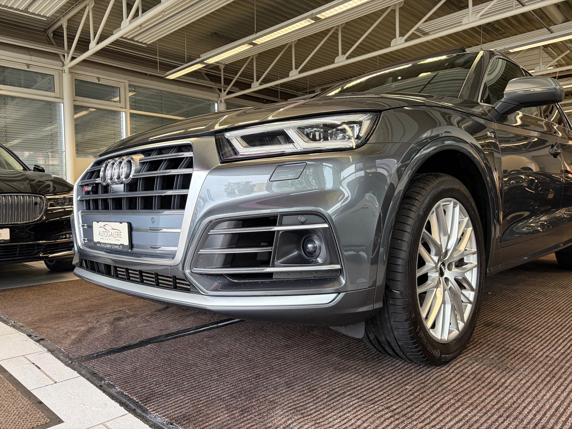 AUDI SQ5 3.0 TFSI quattro | CH | Panorama | Assis. Stadt+Park+Tour | Matrix LED | B&O | Luftfederung | S-Sportsitz Rautensteppung |-image-34