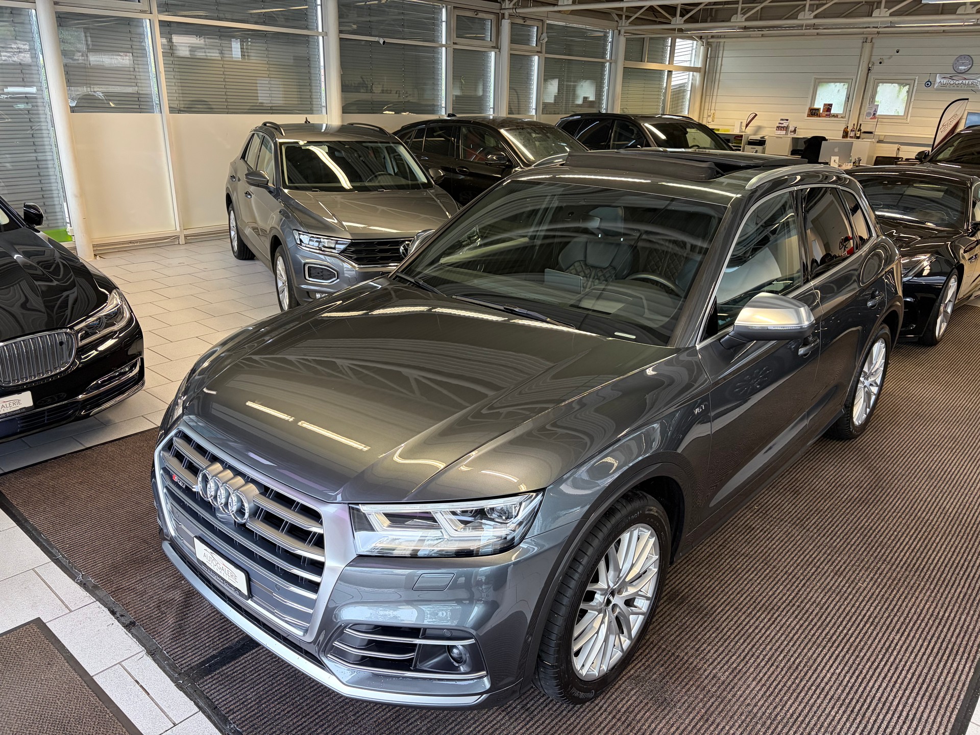 AUDI SQ5 3.0 TFSI quattro | CH | Panorama | Assis. Stadt+Park+Tour | Matrix LED | B&O | Luftfederung | S-Sportsitz Rautensteppung |-image-36
