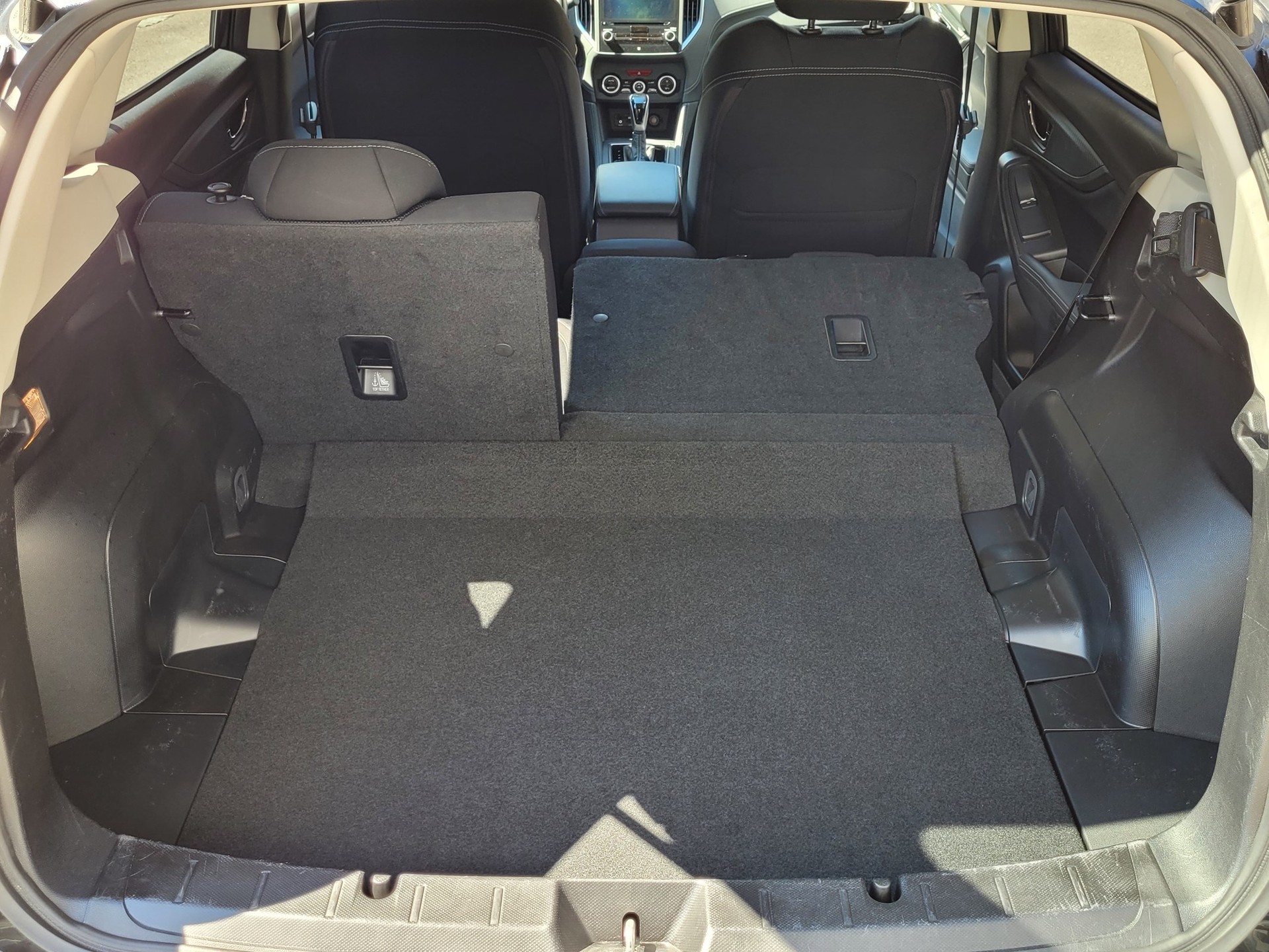 SUBARU Impreza 2.0 Swiss Plus AWD Lineartronic-image-12
