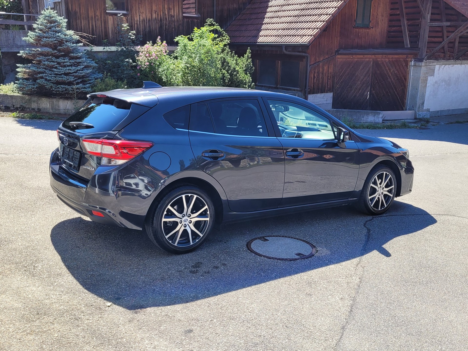 SUBARU Impreza 2.0 Swiss Plus AWD Lineartronic-showroom-element-3