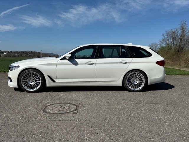 BMW-ALPINA B5 4.4 V8 Touring-image-1