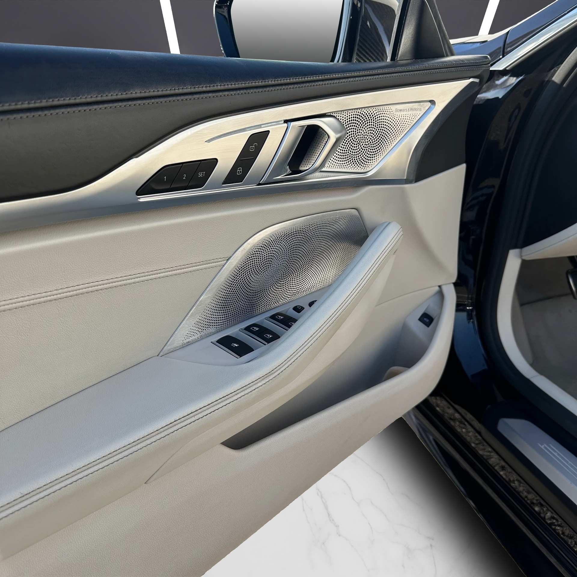 BMW M850i xDrive Steptronic-image-11
