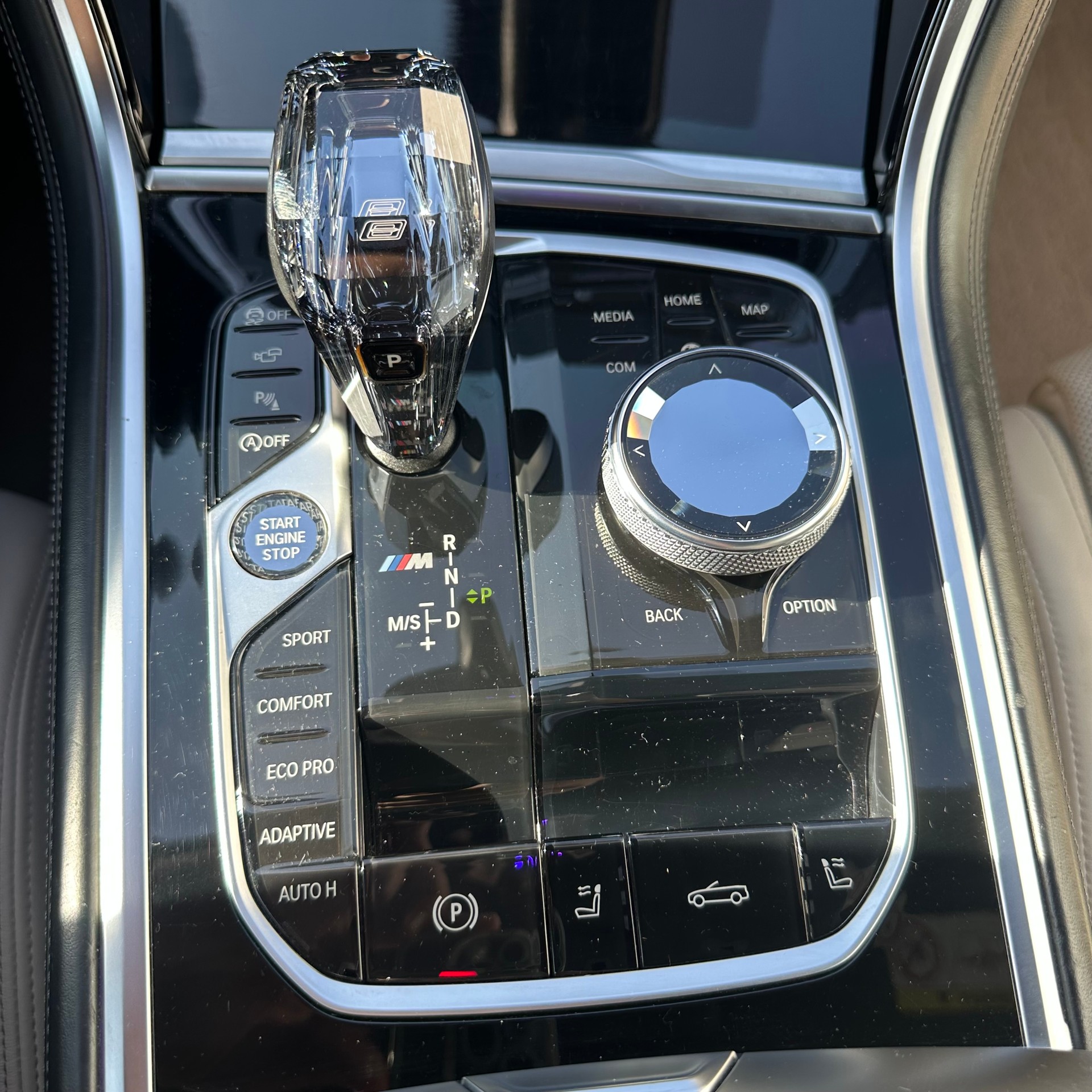 BMW M850i xDrive Steptronic-image-24