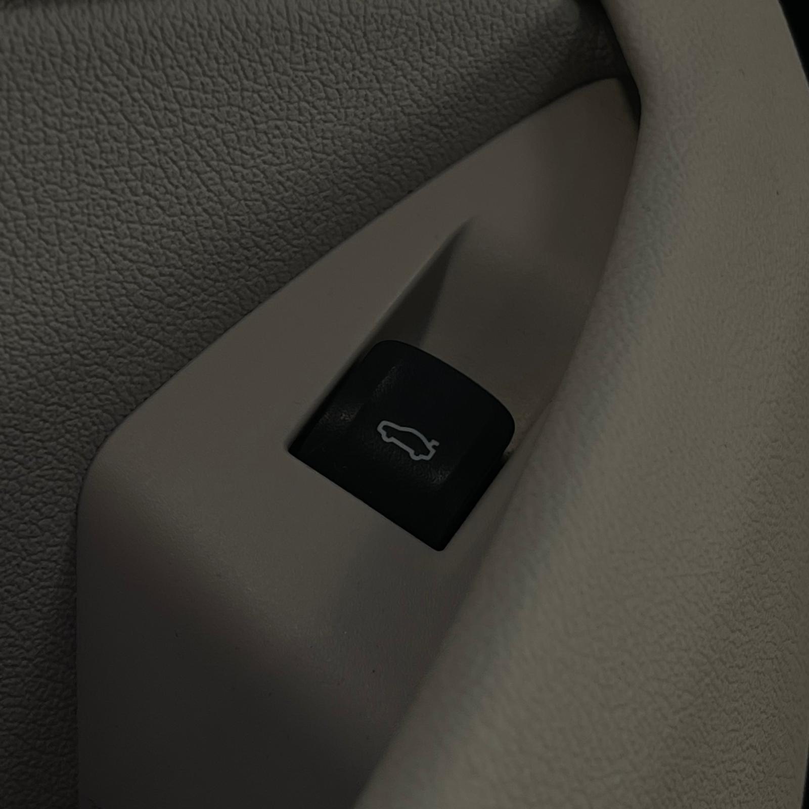 BMW M850i xDrive Steptronic-image-51