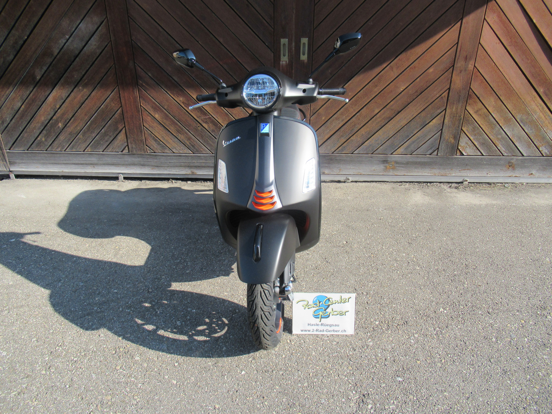 PIAGGIO Vespa GTS 125 Super Sport-image-3