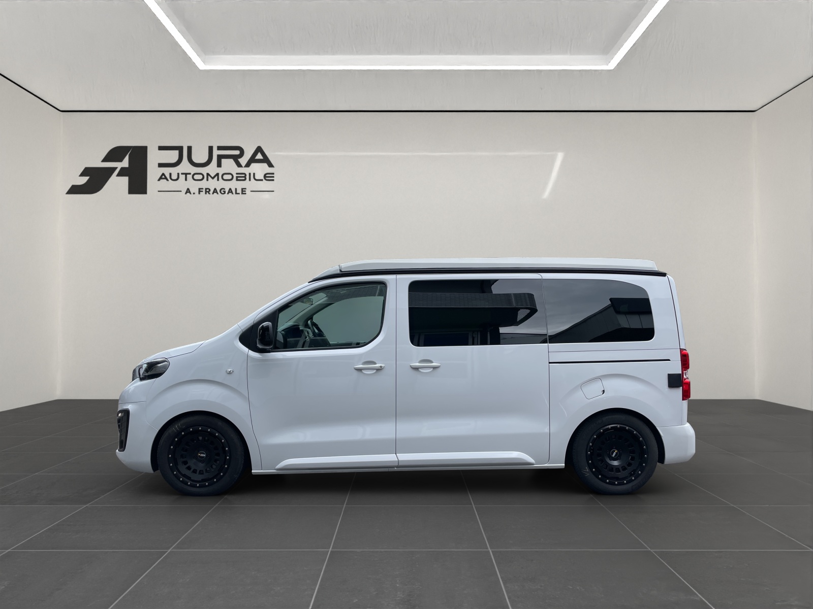 PÖSSL Peugeot Traveller Vanster 180 PS-image-2