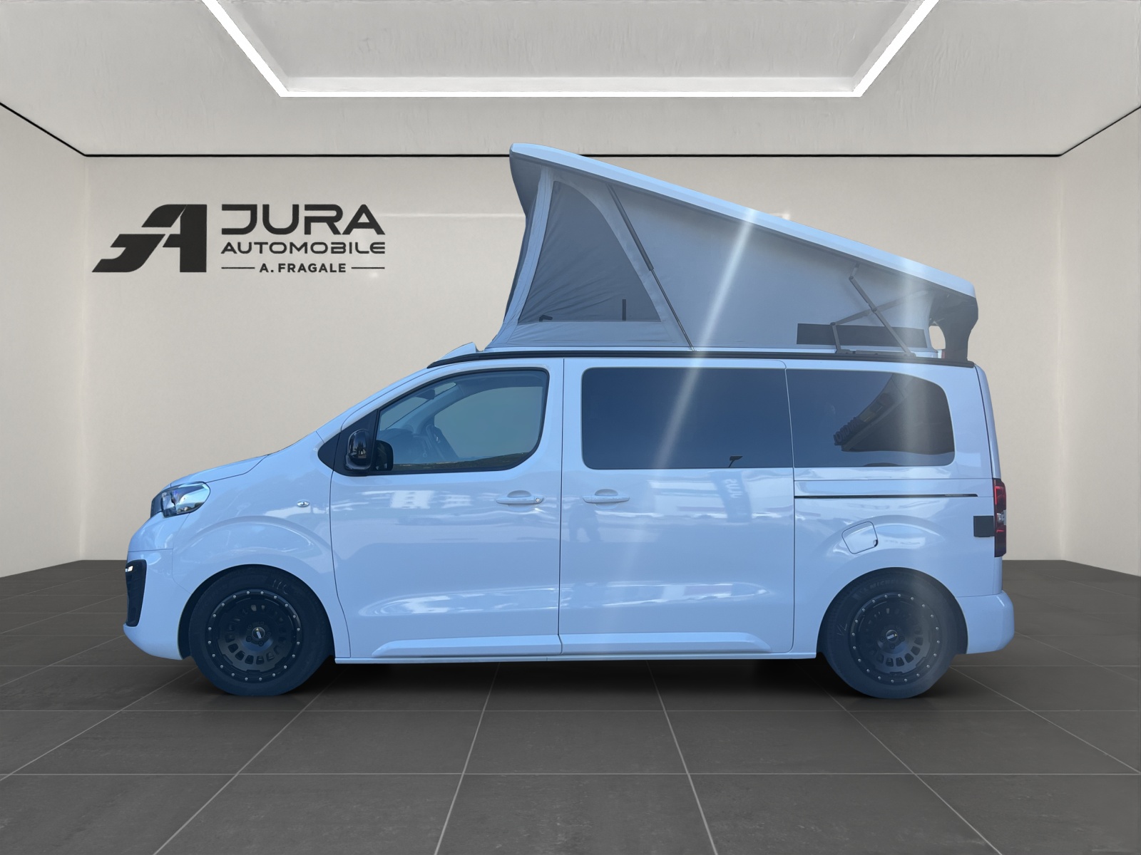 PÖSSL Peugeot Traveller Vanster 180 PS-image-3