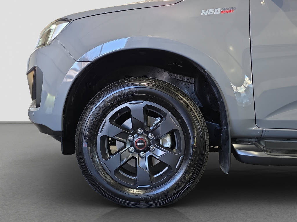 ISUZU D-Max Crew Pick-up 1.9 DDi N60 Nitro Sport 4x4-image-19