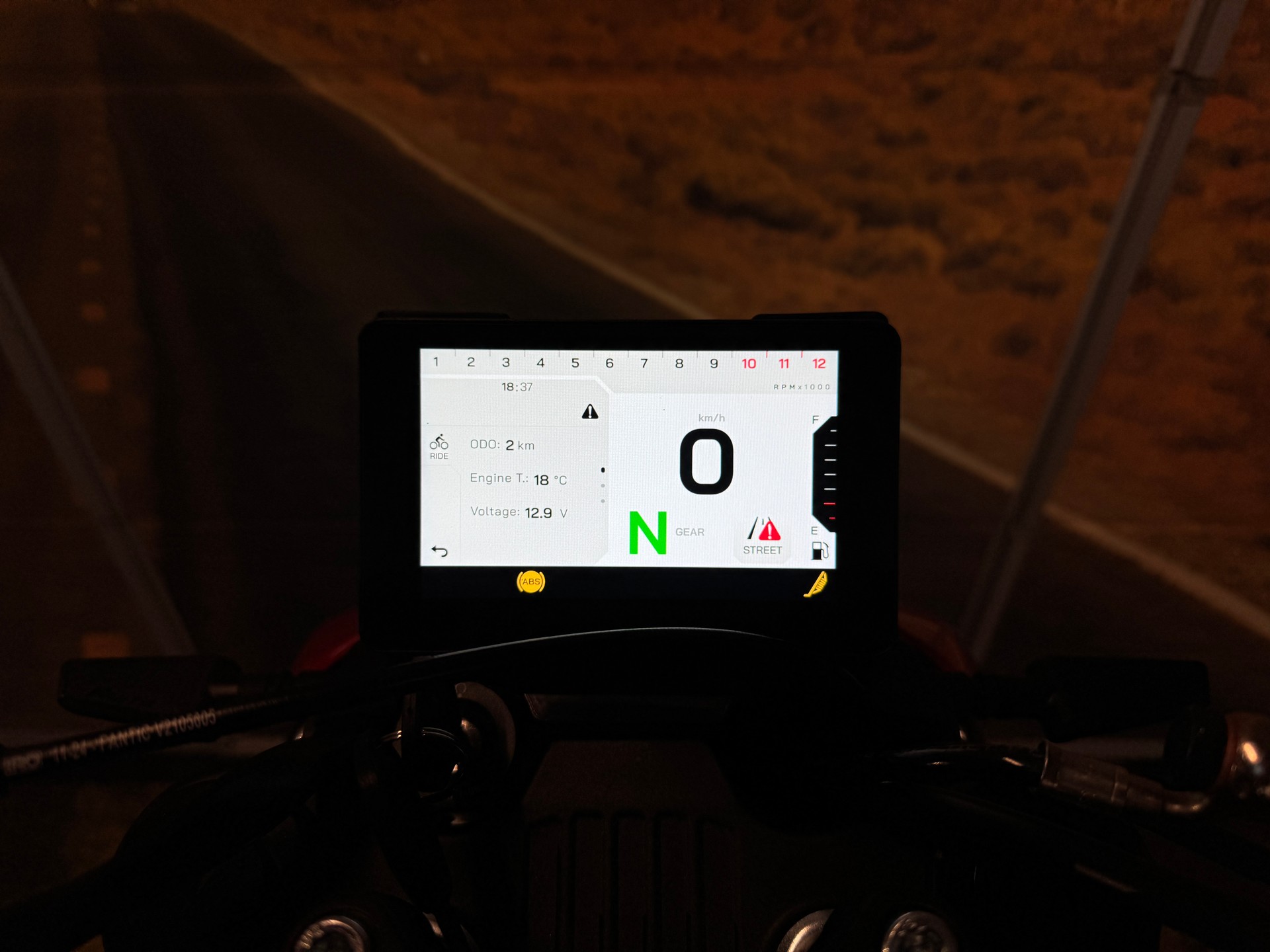 FANTIC STEALTH 125-image-10