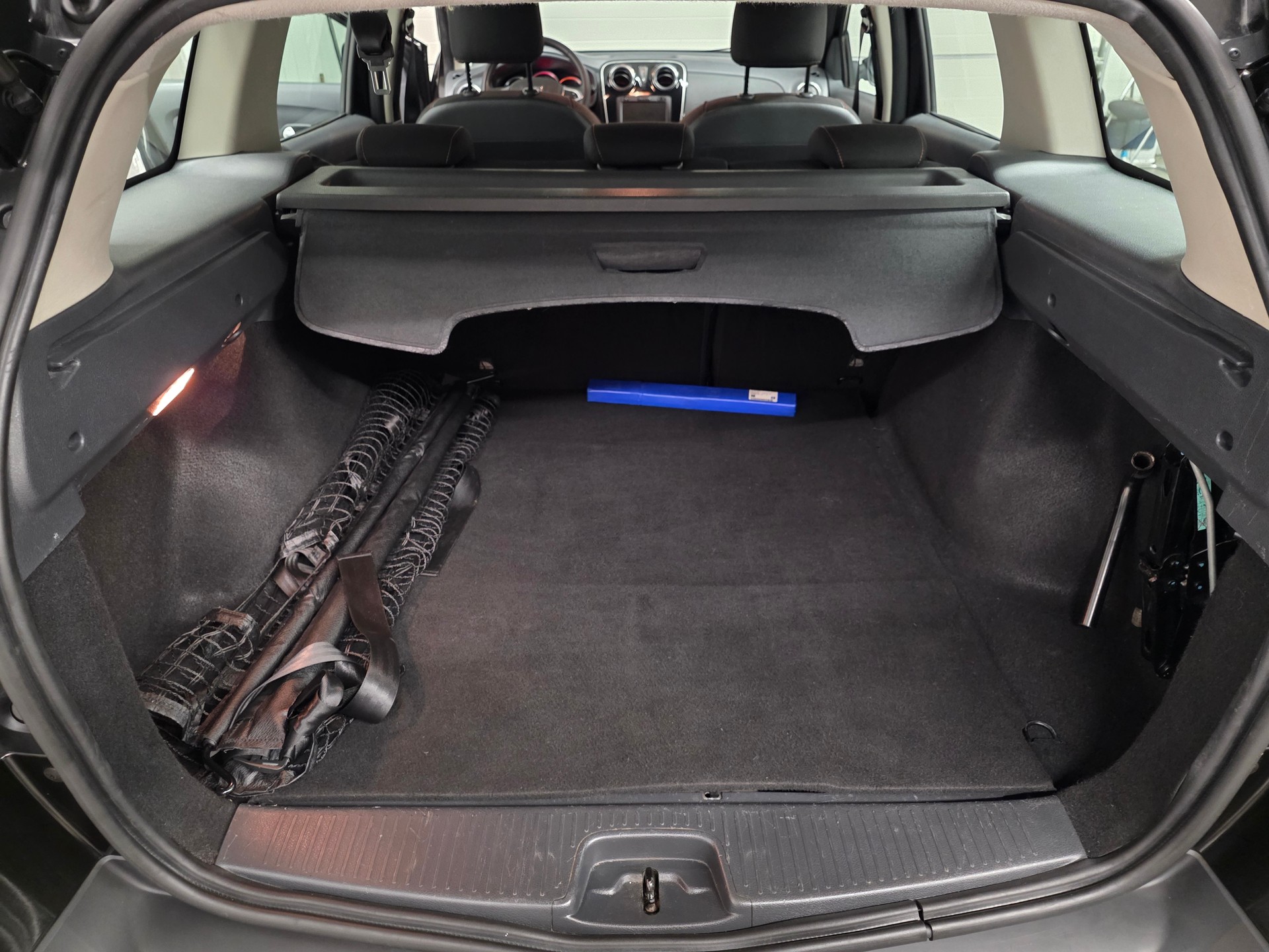 DACIA Logan MCV 0.9 Stepway Automatic-image-15