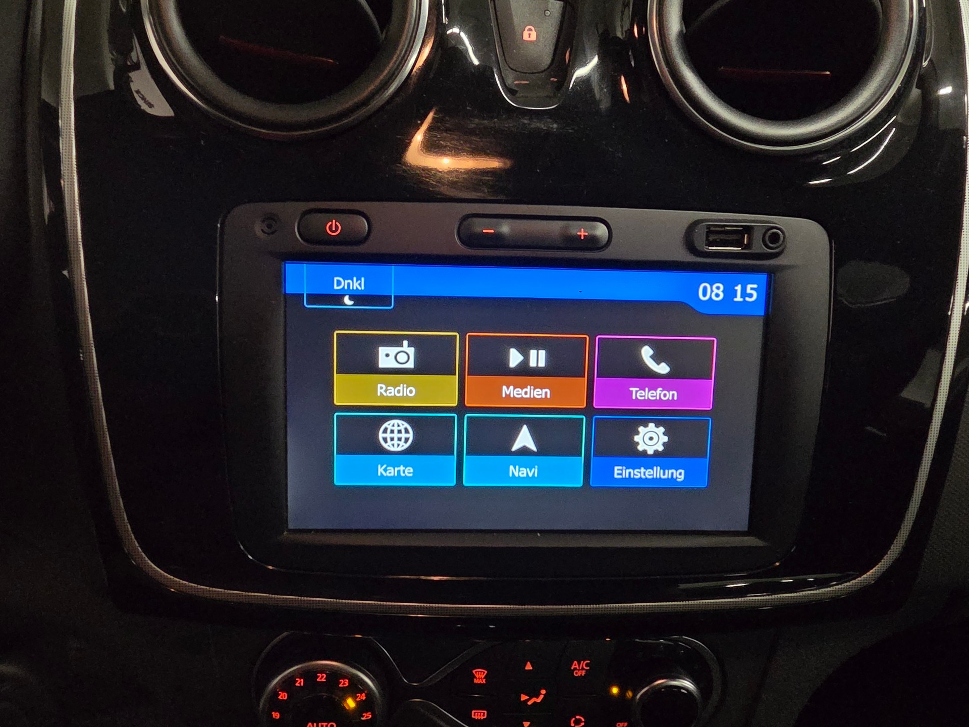 DACIA Logan MCV 0.9 Stepway Automatic-image-9